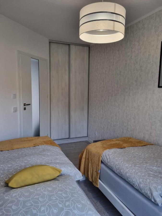 Domek Pod Swierkami -Apartament Swierkowy IV 쿠도바-즈루이 외부 사진